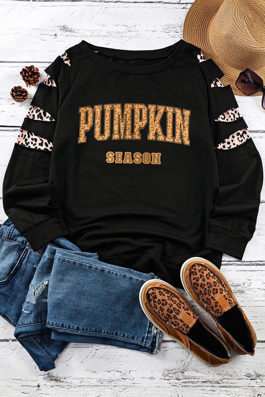 PUMPKIN SEASON Graphic  Leopard Sweatshirt
